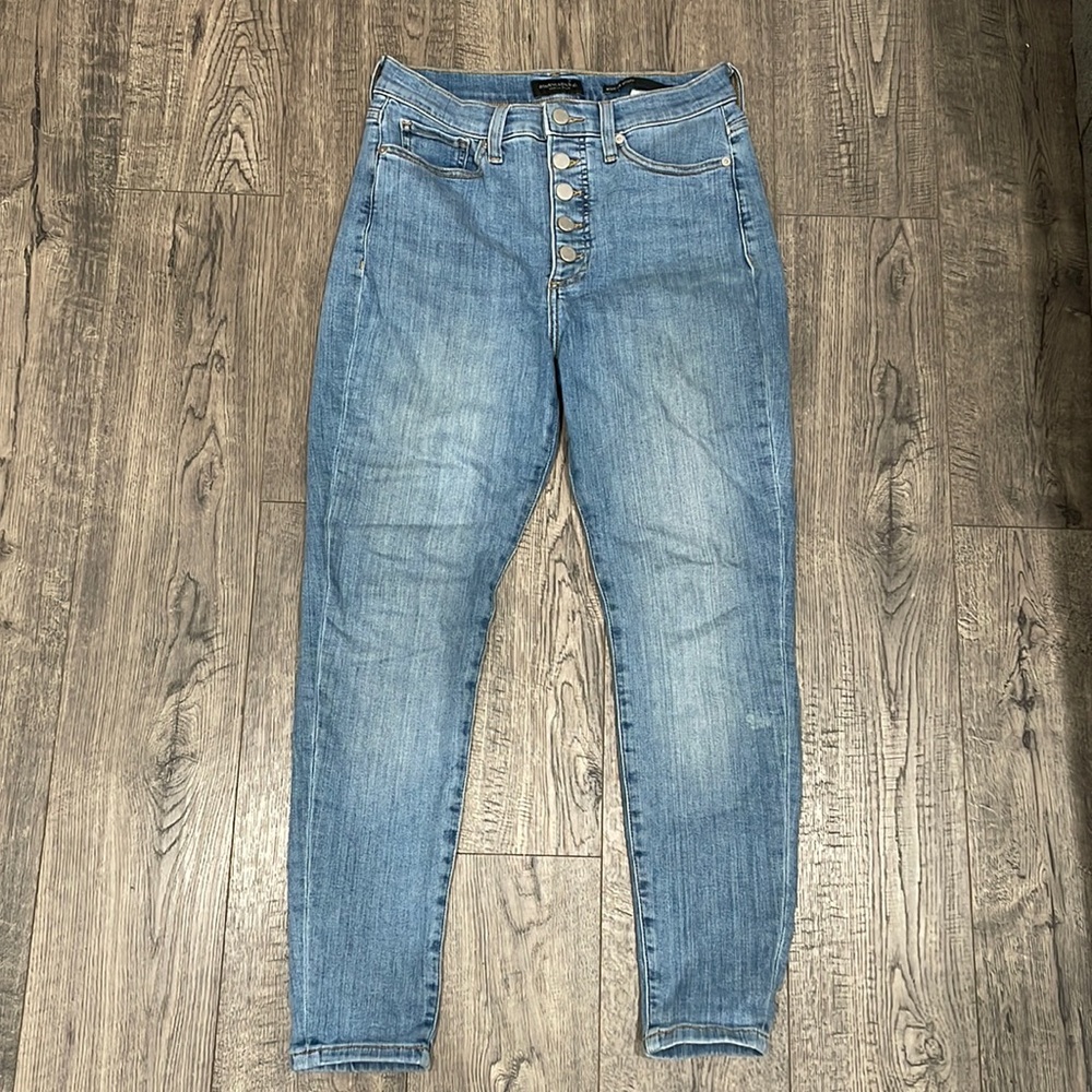 High-Rise Skinny Jeans